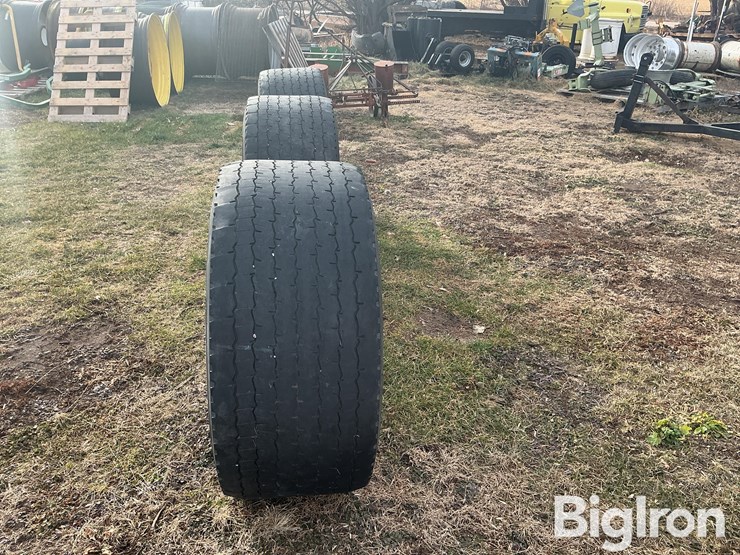 455/55r22.5-tires-image-2