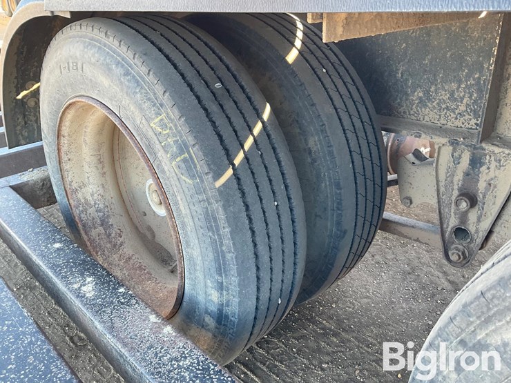 2002-neville-sprayer-trailer-image-18