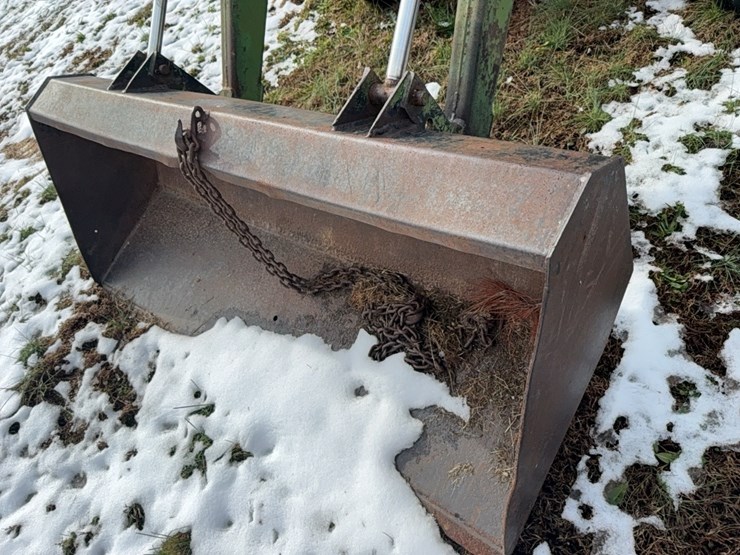 john-deere-4320-image-4