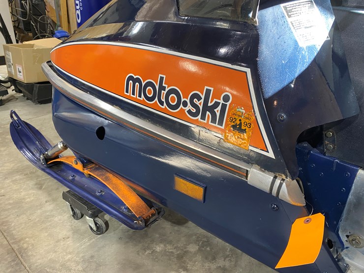 #3786-•-1982-moto-ski-ultrasonic-snowmobile-image-11