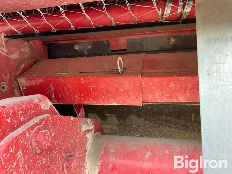 2018-new-holland-roll-belt-560-image-15