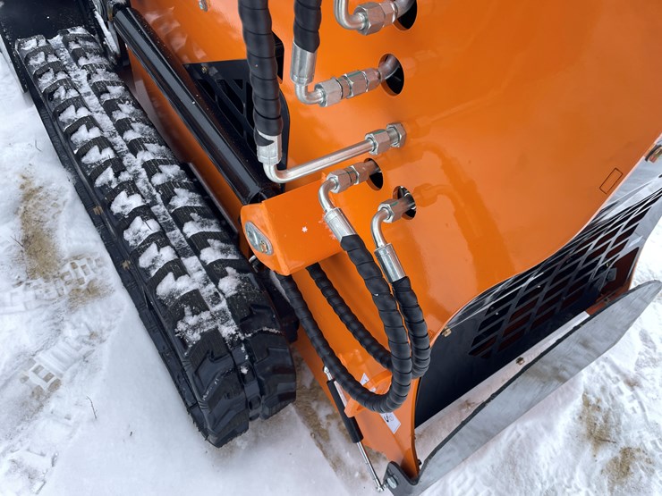 #304-•-new-landhonor-mini-skid-steer-loader-image-16