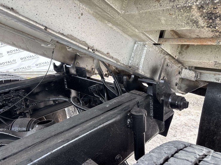 2019-kenworth-t880-image-19