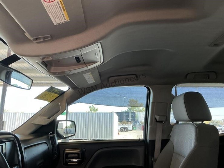 2015-chevrolet-silverado-2500hd-image-23