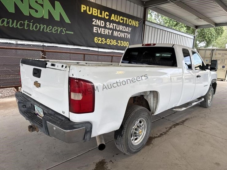 chevrolet-silverado-2500hd-image-9