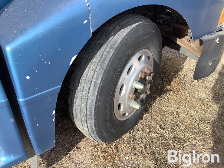 1998-peterbilt-377-image-10