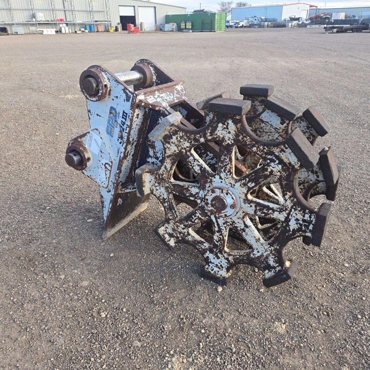 FRD CW24III Ditch Packer Attachment