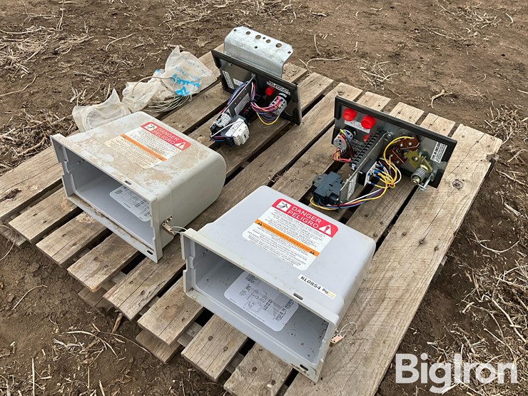 valley-pivot-tower-control-boxes-image-1