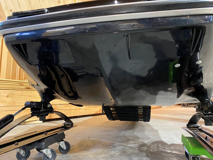 #3783-•-1980-kawasaki-440-invader-snowmobile-image-10