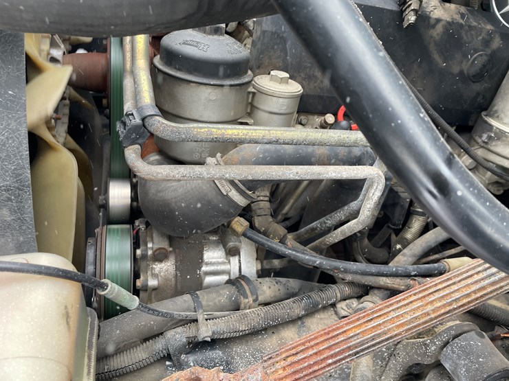 #400-•-2006-sterling-straight-truck-(has-wi-title)-image-53