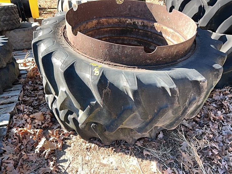 pair-of-15x38-clamp-on-dual-wheels;-located-at-7241-roxbury-rd,-charles-city,-va,-please-call-804.837.9940-or-804.651.4404-with-questions-image-4