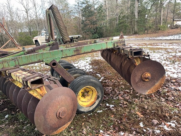 john-deere-340-image-12