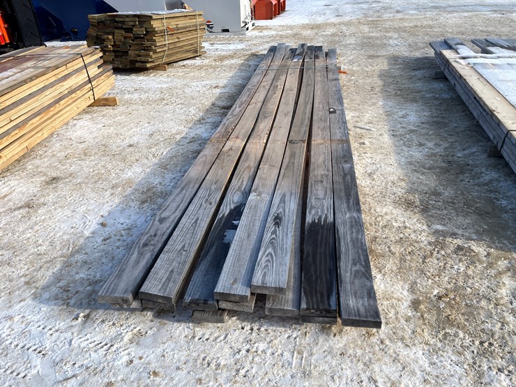 #3808-•-bundle-of-construction-grade-lumber-image-3
