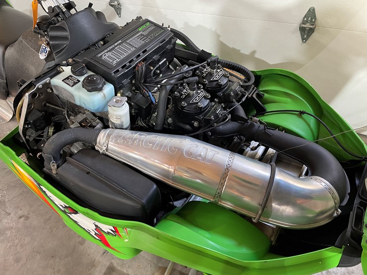 2002-caterpillar-900-image-17