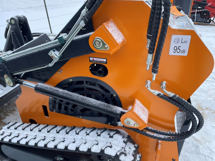 #307-•-new-land-hero-mini-skid-loader-image-15