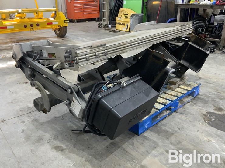 2022-maxon-gpt-25-tuk-a-away-aluminum-lift-gate-image-3