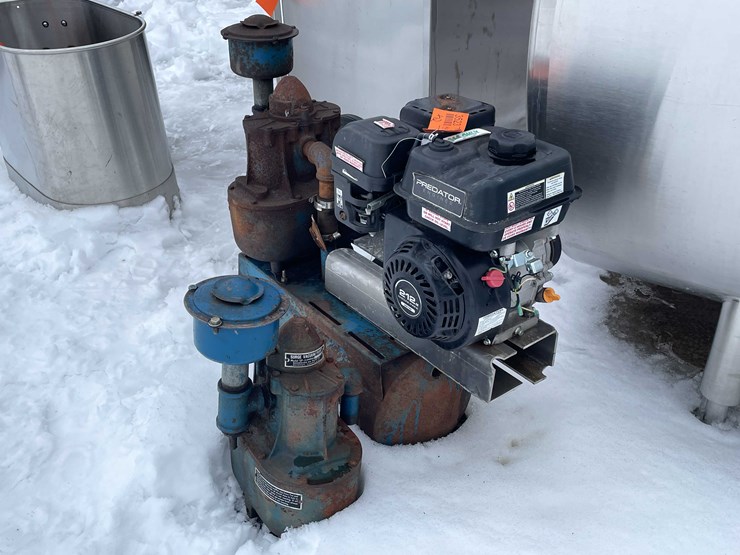 #3523-•-gas-powered-predator-motor-and-surge-vacuum-pump-image-7