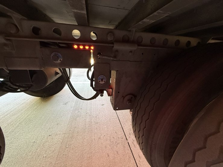 2016-utility-van-image-7