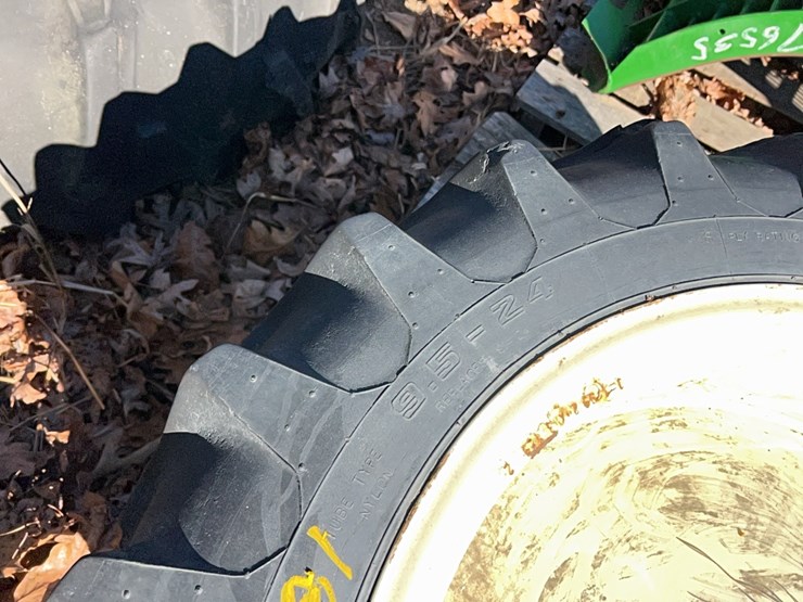 tires-off-of-spray-coupe,-(2)-9.5-24,-(2)-16.5-16.1-sl;-located-at-7241-roxbury-rd,-charles-city,-va,-please-call-804.837.9940-or-804.651.4404-with-questions-image-5