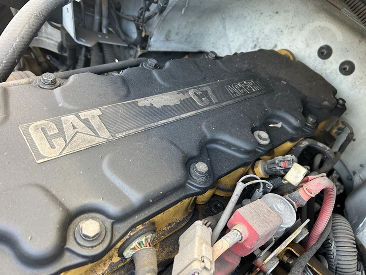 2007-freightliner-business-class-m2-106-image-56