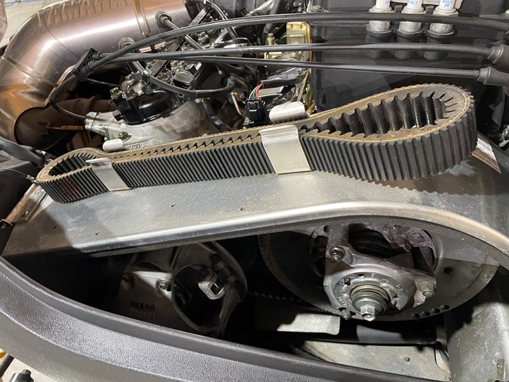 #3798-•-2004-yamaha-sx-viper-snowmobile-image-25