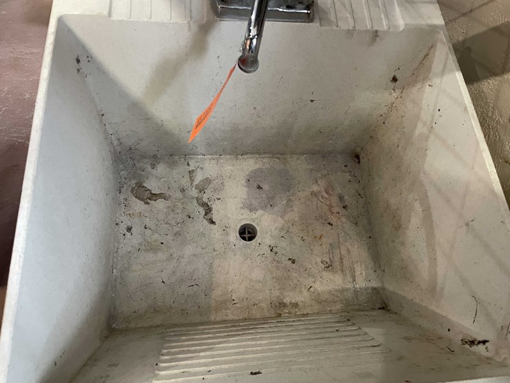 #6198-•-utility-sink-image-4