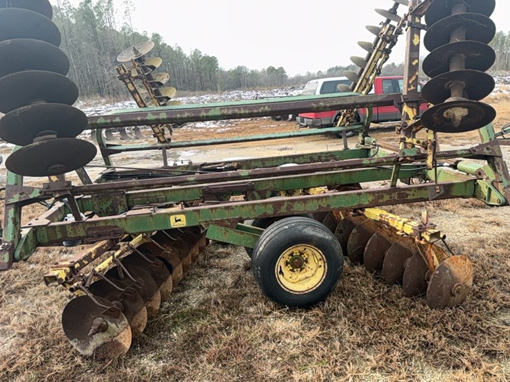 john-deere-230-image-27