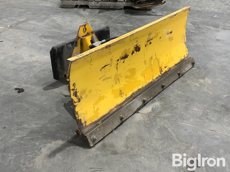 2009-m-b-52"-hydraulic-mini-skid-steer-loader-front-blade-image-3