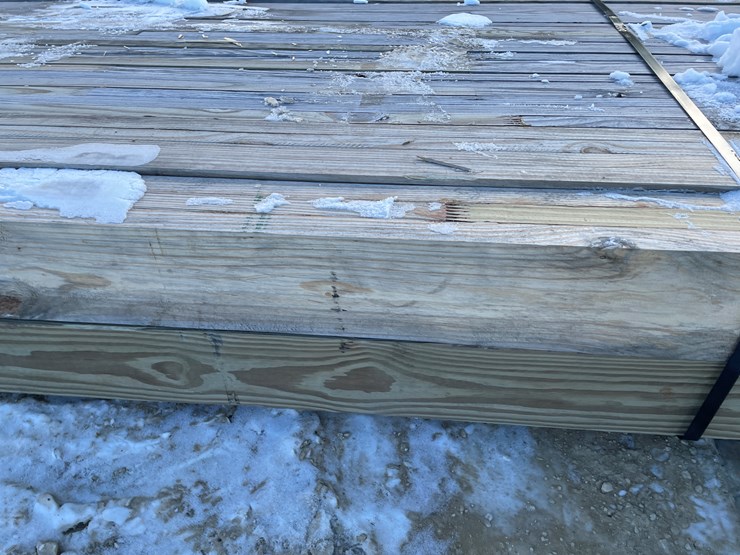 #3790-•-bundle-of-laminated-wood-beams-image-29