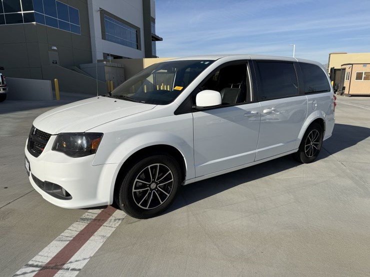 2018-dodge-grand-caravan-image-1