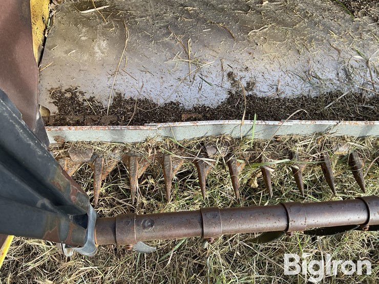 1982-new-holland-972-image-16