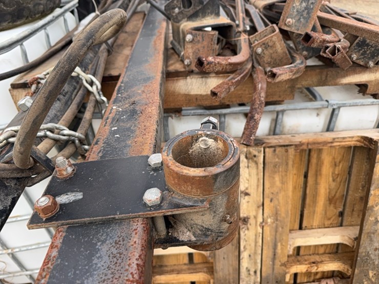 corn-reel,-6-row-hydraulic;-located-at-7241-roxbury-rd,-charles-city,-va,-please-call-804.837.9940-or-804.651.4404-with-questions-image-11