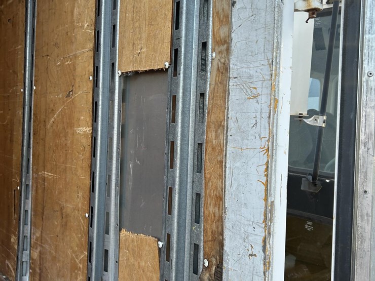 2001-international-4700-image-55