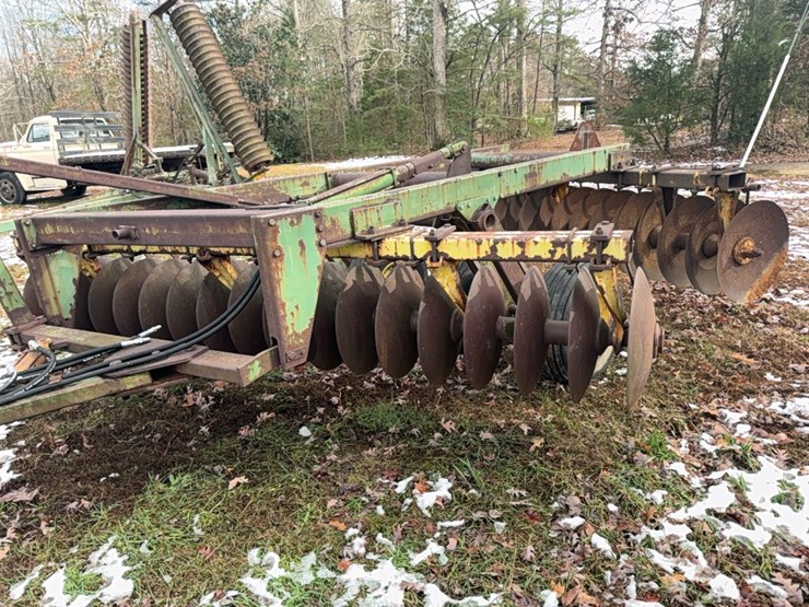 john-deere-340-image-8