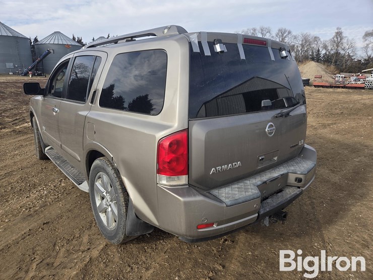 2009-nissan-armada-image-7