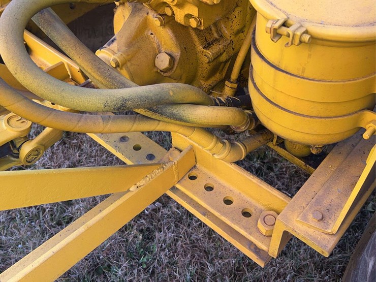 john-deere-840-image-51