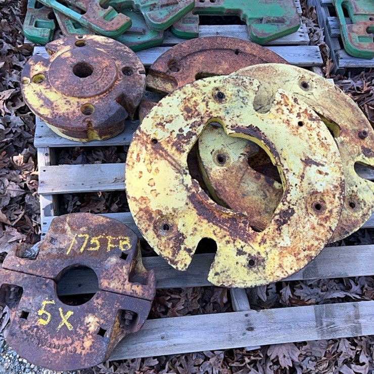 5 WEIGHTS; LOCATED AT 7241 ROXBURY RD, CHARLES CITY, VA, PLEASE CALL 804.837.9940 OR 804.651.4404 WITH QUESTIONS