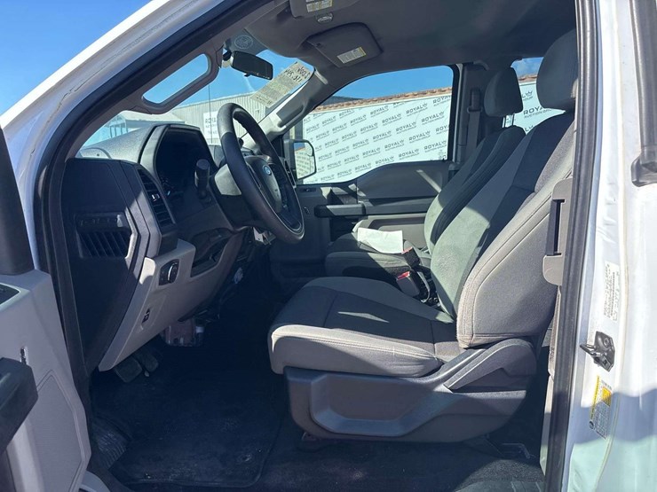 2016-ford-f150-image-14