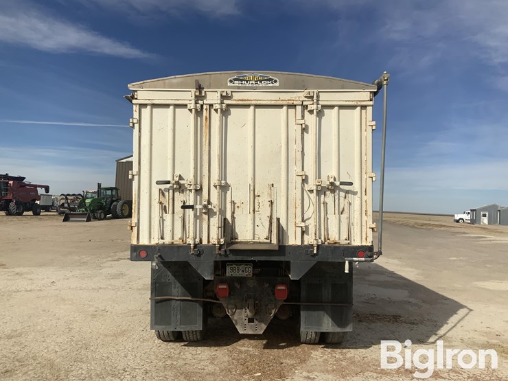 1981-international-f-4370-image-6