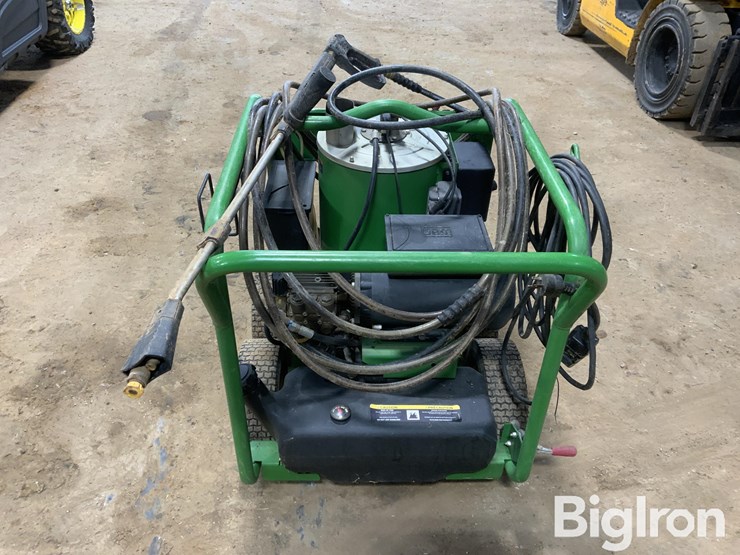 john-deere-ac2000-eh-hot-pressure-washer-image-6