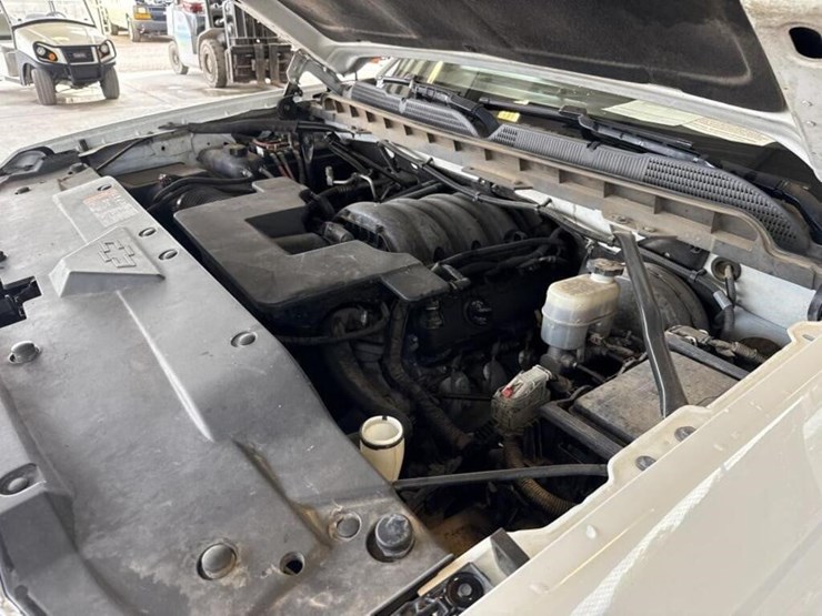 2019-chevrolet-silverado-1500-image-16