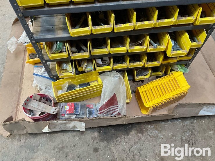 shop-shelves-w/miscellaneous-hardware-image-10