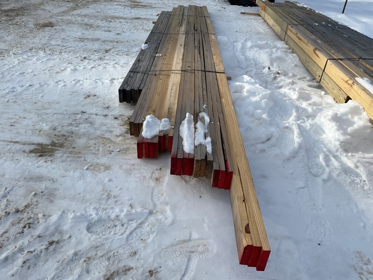 #3787-•-bundle-of-laminated-wood-beams-image-7