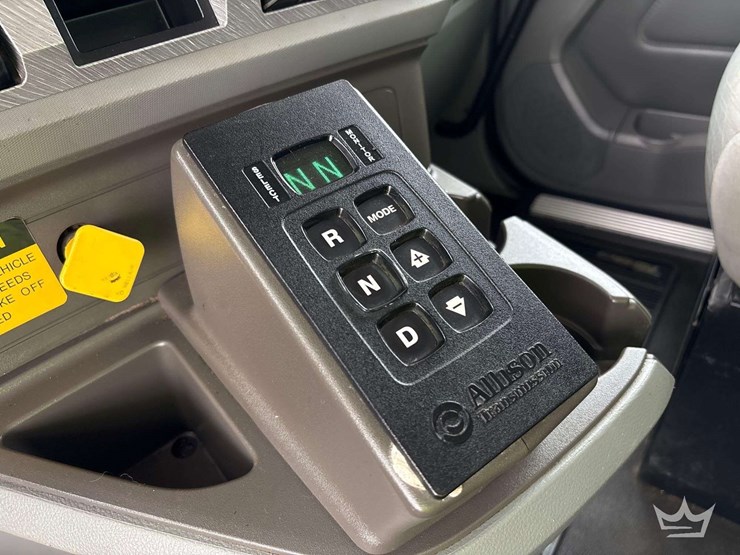 2019-kenworth-t880-image-32