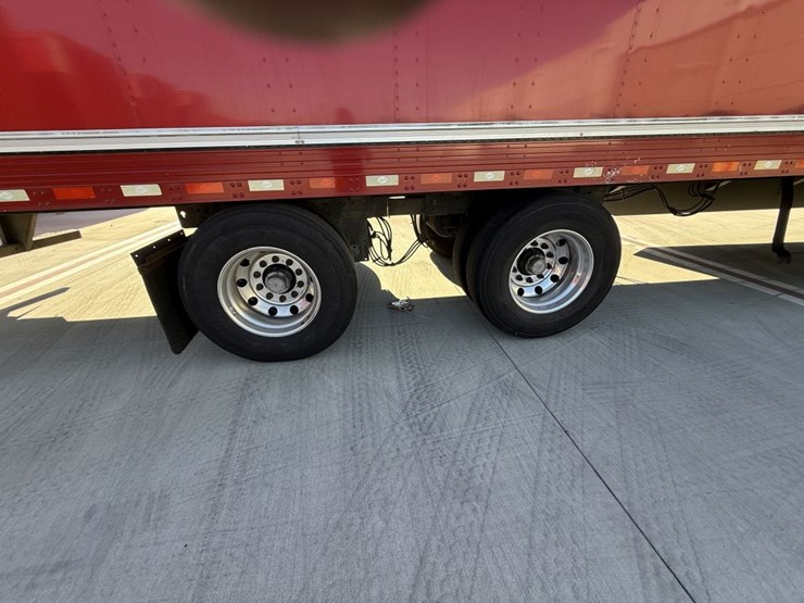 2016-utility-van-image-5