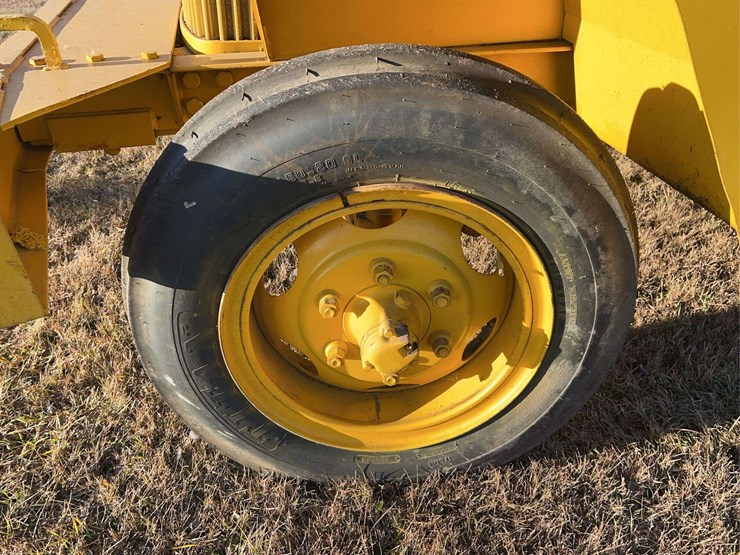 john-deere-840-image-23