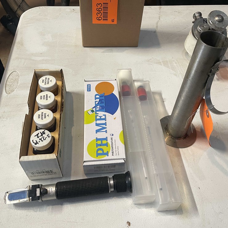 #6364 • Maple Syrup Lot