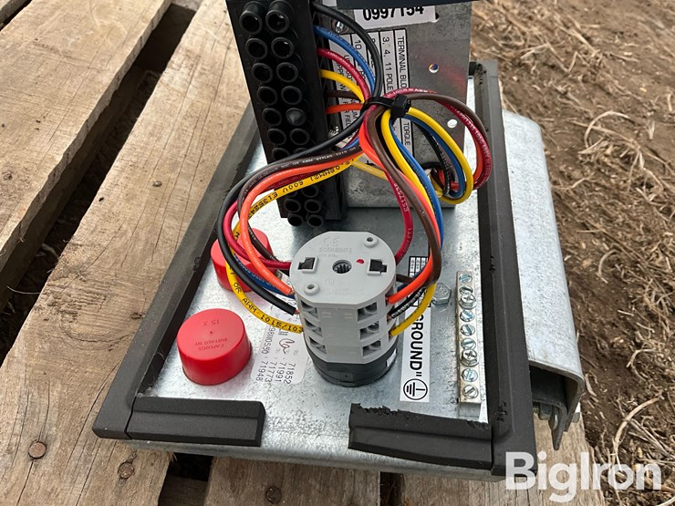 valley-pivot-tower-control-boxes-image-17