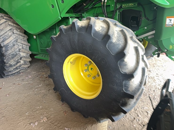 2015-john-deere-s670-image-25