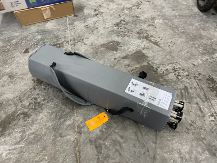 #5851-•-folding-lawn-chair-with-canopy-image-3